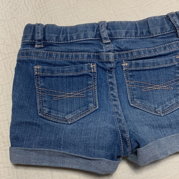 3T (4/$20) Stretch Denim Jean Shorts by Gap - Picture 5 of 9